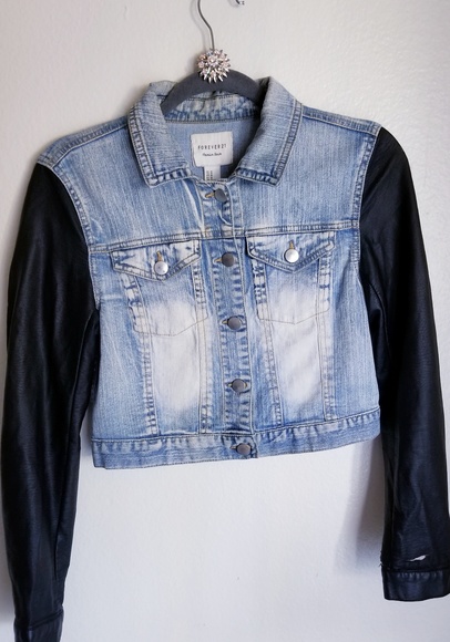 Jean jacket - Picture 1 of 4